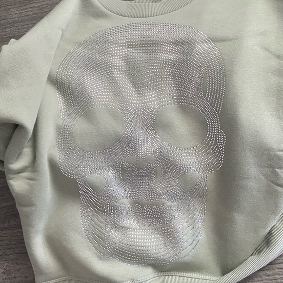 Bling Crystal Skull Sweatwhirt NWT - Picture 9 of 9